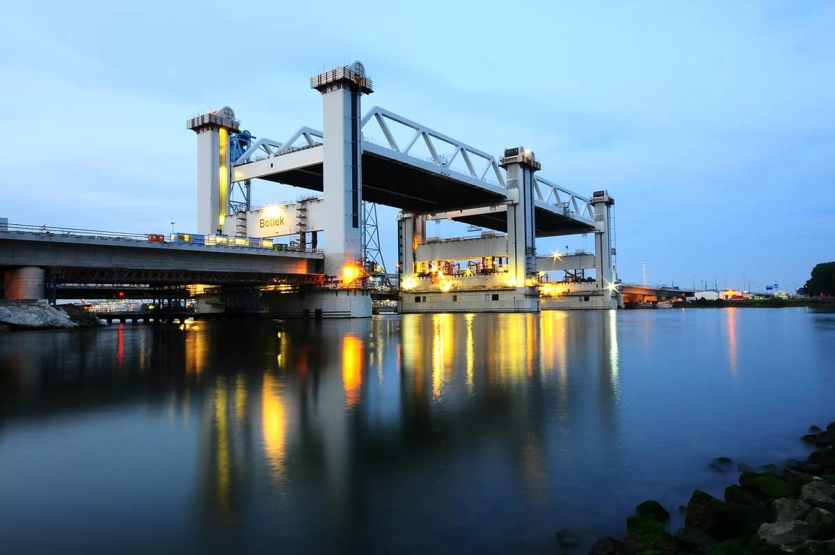Botlekbrug Lifting Bridge esdescon project photo